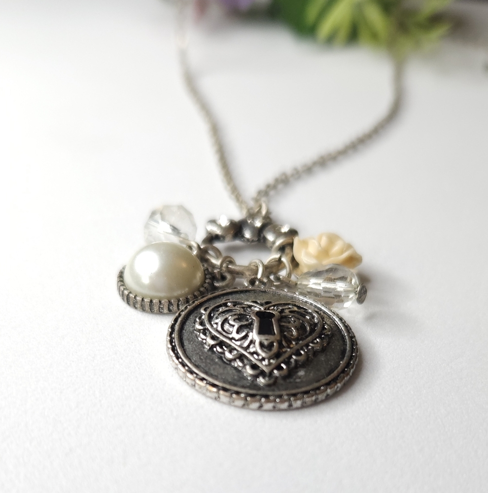 Steve Madden Silver Plated Heart & Flower Charm Necklace - Picture 5 of 7